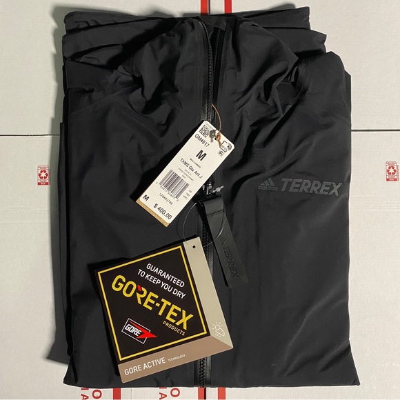 Adidas Terrex Myshelter Gore-Tex Rain Jacket - Picture 2 of 13